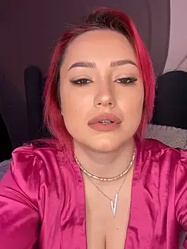 Snapshot of EmyHilton chatting on 03/20/25, 05:24 EmyHilton online show from 03/20/25, 05:24