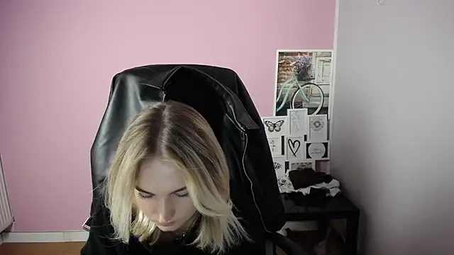 viktoria lovely online show from 10/15/25, 08:58