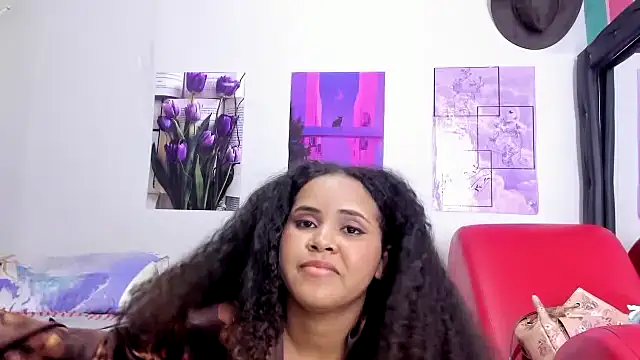 makena18 online show from 12/13/24, 07:43