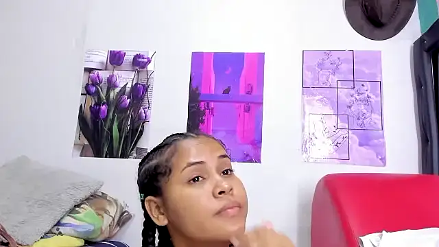 makena18 online show from 12/20/24, 12:49