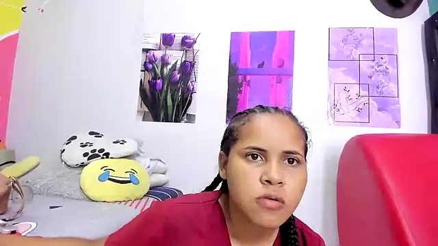 makena18 online show from 12/21/24, 12:49