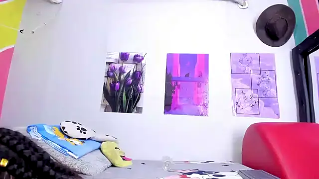 makena18 online show from 12/22/24, 01:11