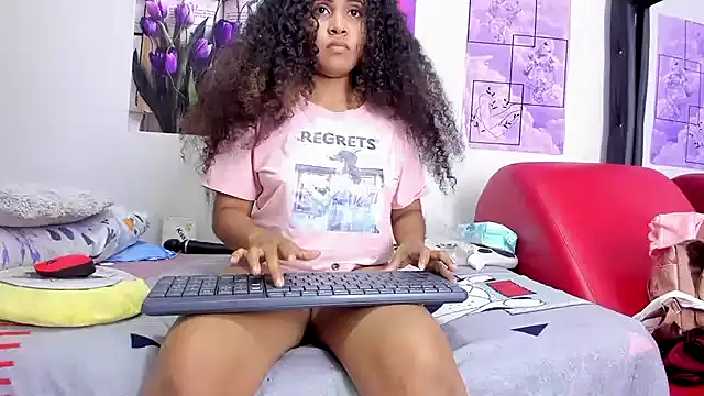 makena18 online show from 12/22/24, 11:09