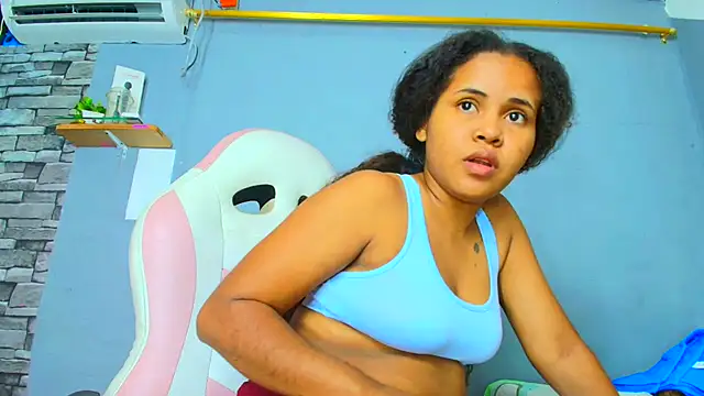 makena18 online show from 01/16/25, 12:53