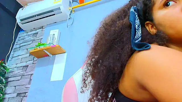 makena18 online show from 01/20/25, 12:49