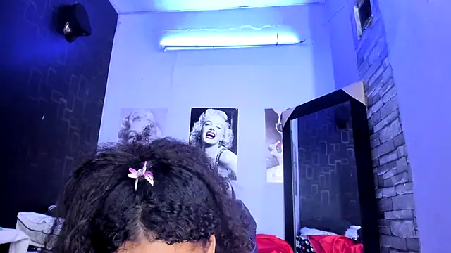 makena18 online show from 09/13/25, 01:44