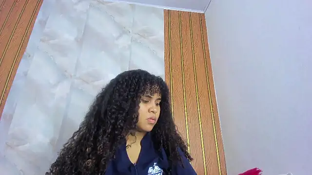 makena18 online show from 09/25/25, 01:59