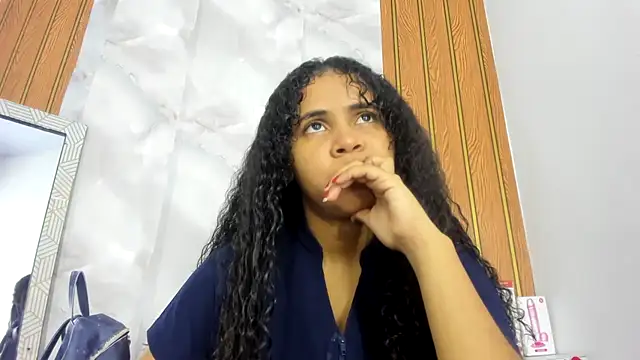 makena18 online show from 10/02/25, 02:24