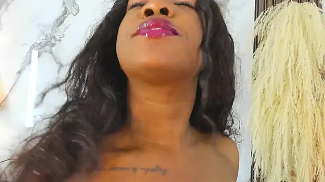 Snapshot of aidaadams chatting on 02/16/25, 05:04 aidaadams online show from 02/16/25, 05:04