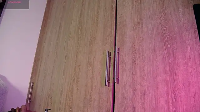 aidaadams online show from 11/04/25, 11:53