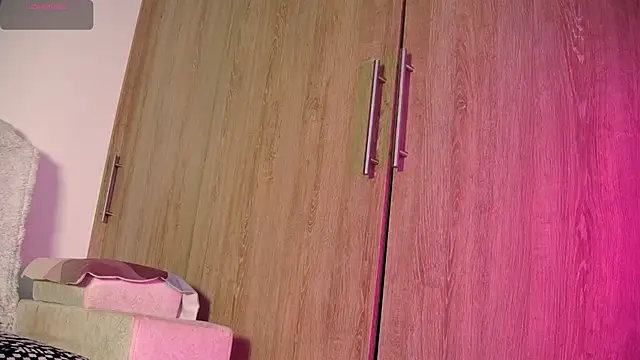 aidaadams online show from 11/24/25, 11:32