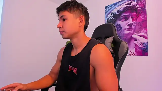 Snapshot of Bray_Kevin chatting on 02/11/25, 03:29 Bray Kevin online show from 02/11/25, 03:29