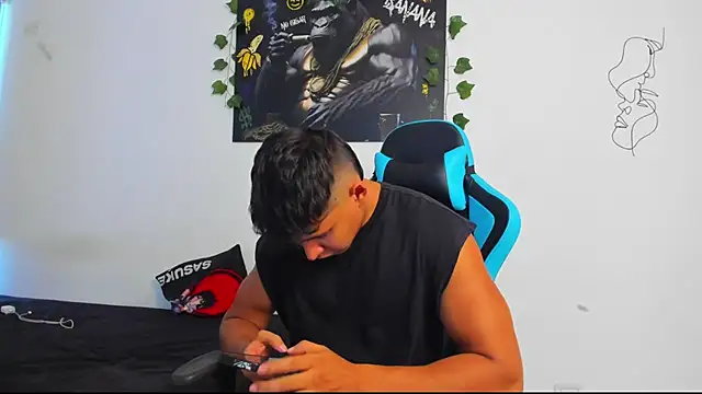 Snapshot of Bray_Kevin chatting on 03/18/25, 10:15 Bray Kevin online show from 03/18/25, 10:15