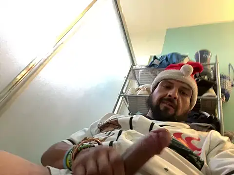 Snapshot of MrDickUdown24_7 chatting on 12/22/24, 08:03 MrDickUdown24 7 online show from 12/22/24, 08:03