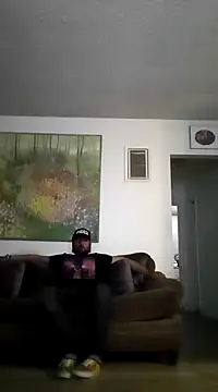 Snapshot of MrDickUdown24_7 chatting on 01/06/25, 01:20 MrDickUdown24 7 online show from 01/06/25, 01:20