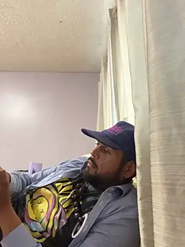 Snapshot of MrDickUdown24_7 chatting on 10/14/25, 07:25 MrDickUdown24 7 online show from 10/14/25, 07:25