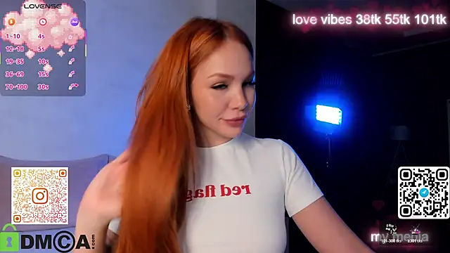 Snapshot of Tracy-Taylor chatting on 11/29/25, 09:12 Tracy-Taylor online show from 11/29/25, 09:12