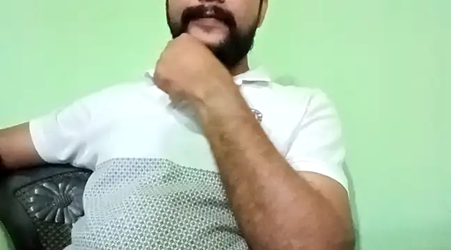 HathodaTyagi123 online show from 03/17/25, 10:27