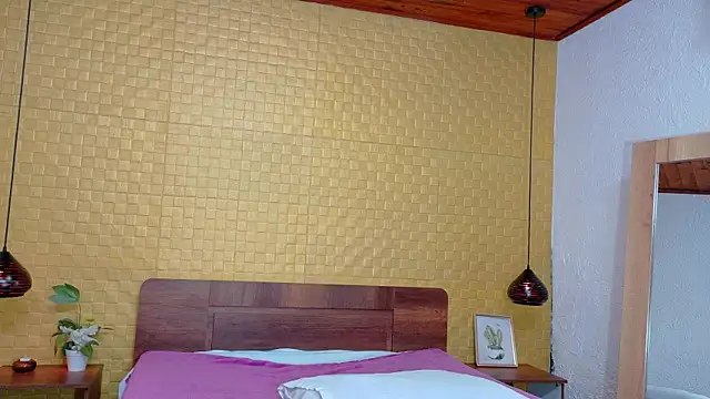 Mrs booty online show from 03/07/25, 02:01