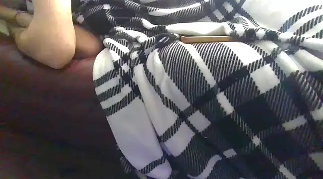 Snapshot of sdmsilver1983 chatting on 03/11/25, 01:45 sdmsilver1983 online show from 03/11/25, 01:45