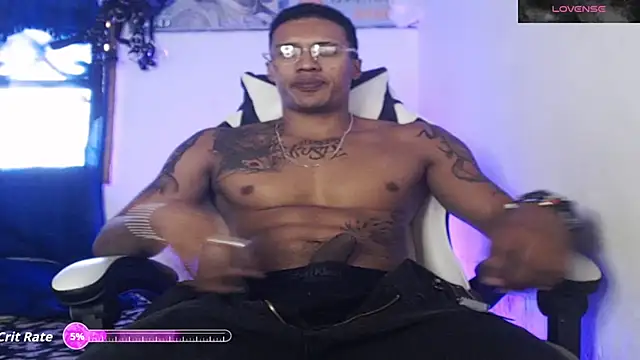 Snapshot of Ryan_coopper chatting on 10/06/25, 06:05 Ryan coopper online show from 10/06/25, 06:05