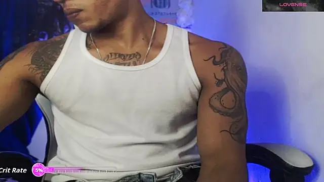 Snapshot of Ryan_coopper chatting on 10/09/25, 02:42 Ryan coopper online show from 10/09/25, 02:42