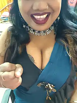 Snapshot of YR-SHIVANI chatting on 01/13/26, 05:13 YR-SHIVANI online show from 01/13/26, 05:13