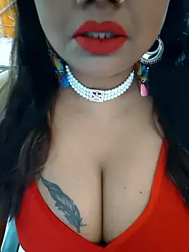 Snapshot of YR-SHIVANI chatting on 01/18/26, 04:27 YR-SHIVANI online show from 01/18/26, 04:27