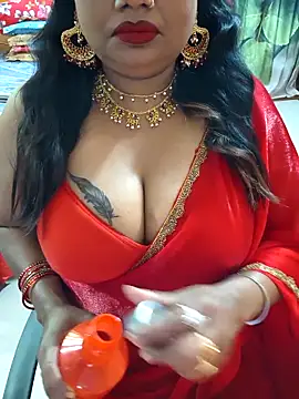 Snapshot of YR-SHIVANI chatting on 02/22/26, 05:30 YR-SHIVANI online show from 02/22/26, 05:30