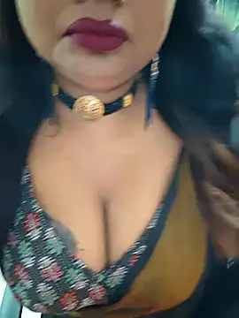 Snapshot of YR-SHIVANI chatting on 02/23/26, 06:11 YR-SHIVANI online show from 02/23/26, 06:11