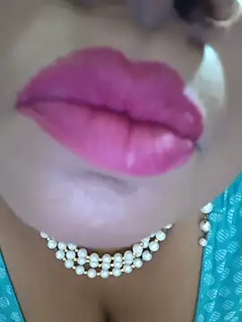 Snapshot of YR-SHIVANI chatting on 06/29/26, 05:57 YR-SHIVANI online show from 06/29/26, 05:57