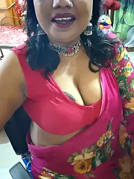 Snapshot of YR-SHIVANI chatting on 07/12/26, 05:42 YR-SHIVANI online show from 07/12/26, 05:42