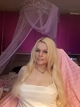 Snapshot of Angeldevilus chatting on 04/23/26, 04:42 Angeldevilus online show from 04/23/26, 04:42