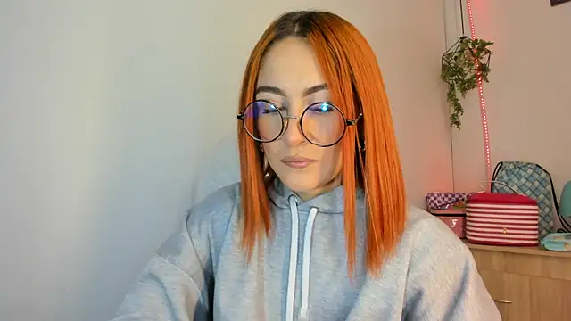 Tiarha online show from 12/16/24, 04:34