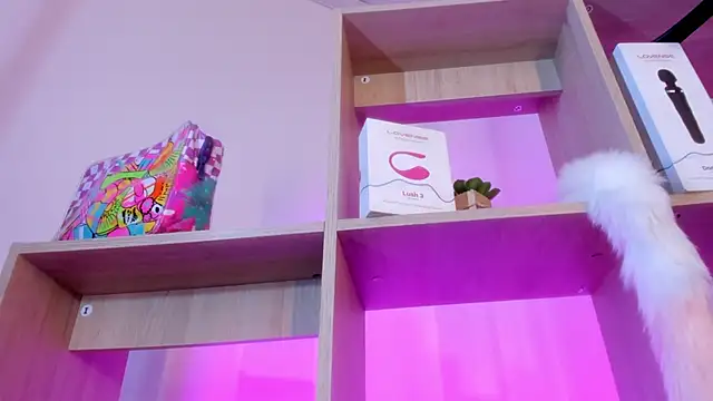 Tiarha online show from 01/19/25, 07:04