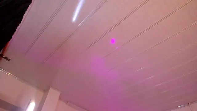 Tiarha online show from 01/20/25, 10:51