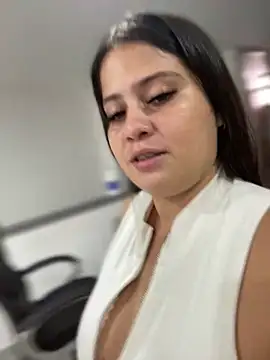 Natalia Cleark09 online show from 02/21/25, 07:43