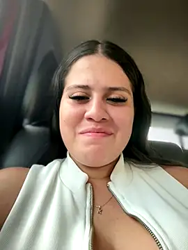 Natalia Cleark09 online show from 10/19/25, 04:07