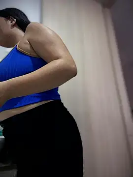 Natalia Cleark09 online show from 10/26/25, 04:02