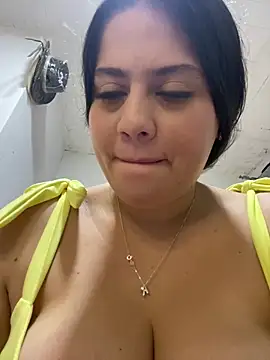 Snapshot of Natalia_Cleark09 chatting on 06/13/26, 03:10 Natalia Cleark09 online show from 06/13/26, 03:10
