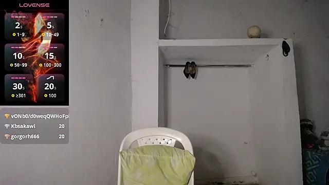 foxysweet09 online show from 04/11/26, 07:45