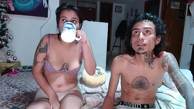 Snapshot of Tiffany_prettygirl chatting on 12/29/24, 03:44 Tiffany prettygirl online show from 12/29/24, 03:44