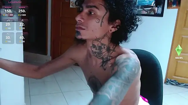 Snapshot of Tiffany_prettygirl chatting on 11/07/25, 02:55 Tiffany prettygirl online show from 11/07/25, 02:55