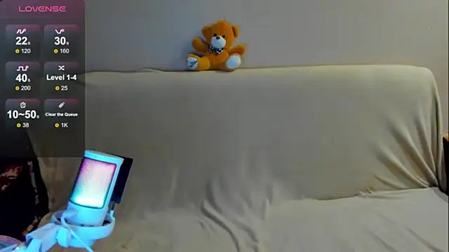 SaraXray online show from 11/02/25, 01:08