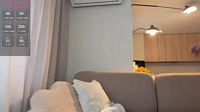 Snapshot of Monika_Taylor17 chatting on 10/03/25, 05:26 Monika Taylor17 online show from 10/03/25, 05:26