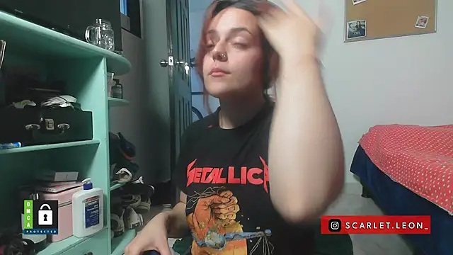 Snapshot of Scarletleon77 chatting on 11/07/25, 02:06 Scarletleon77 online show from 11/07/25, 02:06