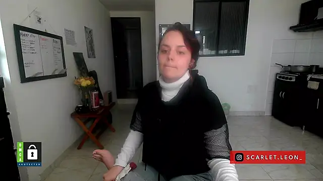 Snapshot of Scarletleon77 chatting on 03/30/26, 04:30 Scarletleon77 online show from 03/30/26, 04:30