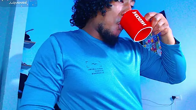 yosoy enzo2020 online show from 12/04/25, 12:09