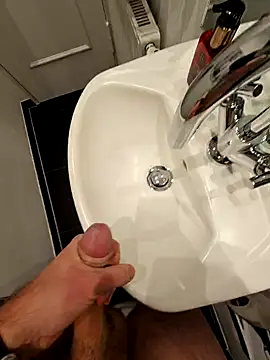 Snapshot of thesmiledoc chatting on 01/13/25, 11:17 thesmiledoc online show from 01/13/25, 11:17