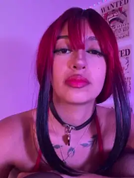 Snapshot of Hot_sophie_ chatting on 03/29/26, 05:35 Hot sophie online show from 03/29/26, 05:35